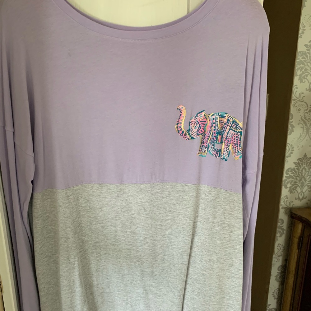 EEUC size medium, Lilly Pulitzer Lavender and Gray Top